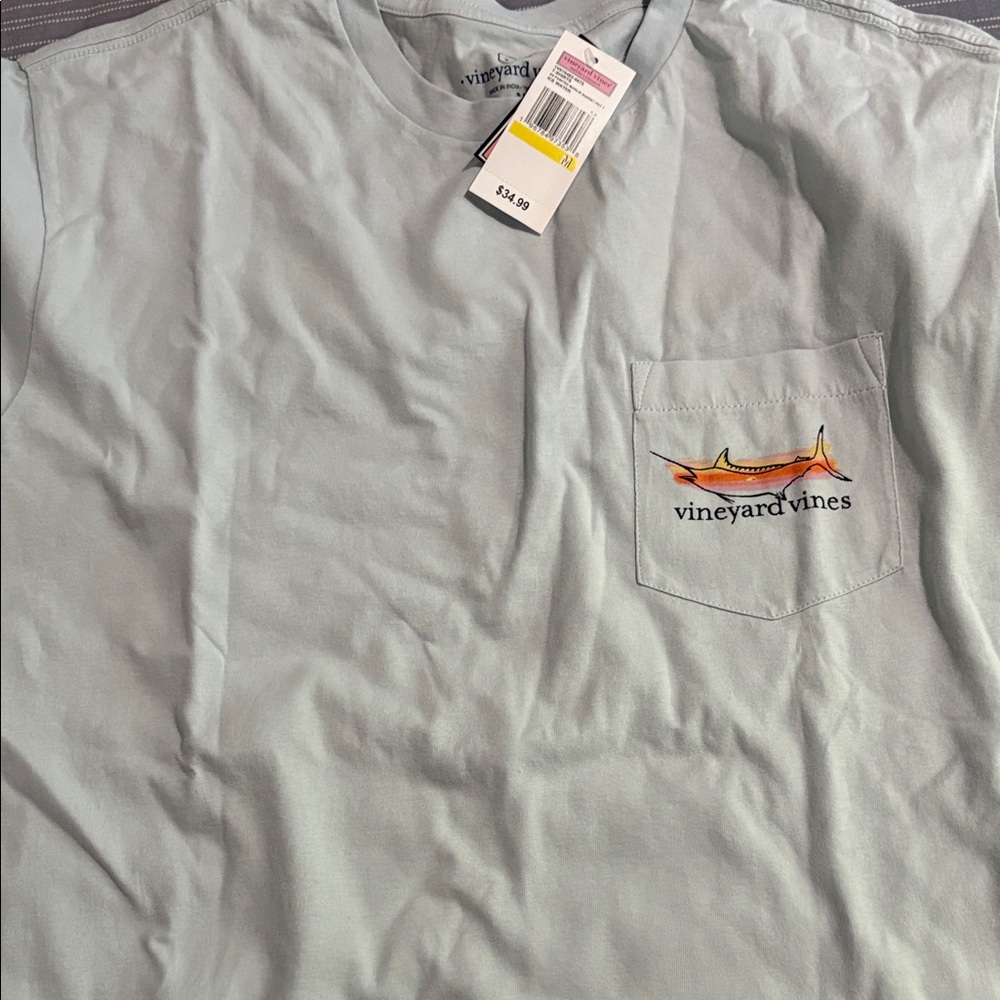 Vineyard Vines Men's Tee with Sunset Graphic